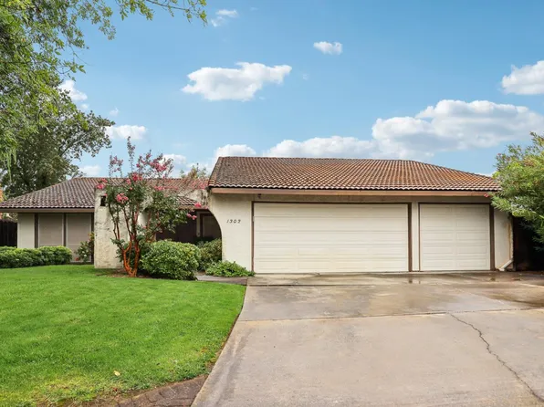 1302 Mossbrook Ct, Roseville, CA 95661