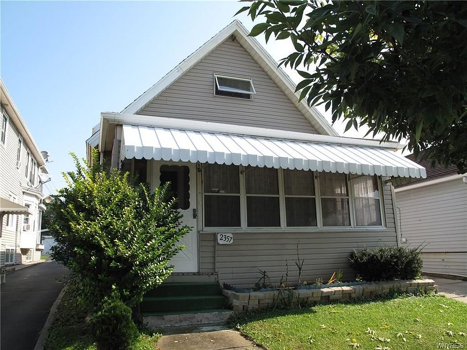 1st image of 2357 Niagara St