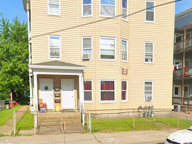 174 Beech St #1 — Photo 36