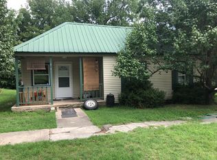 515 S Main St, Carl Junction, MO 64834
