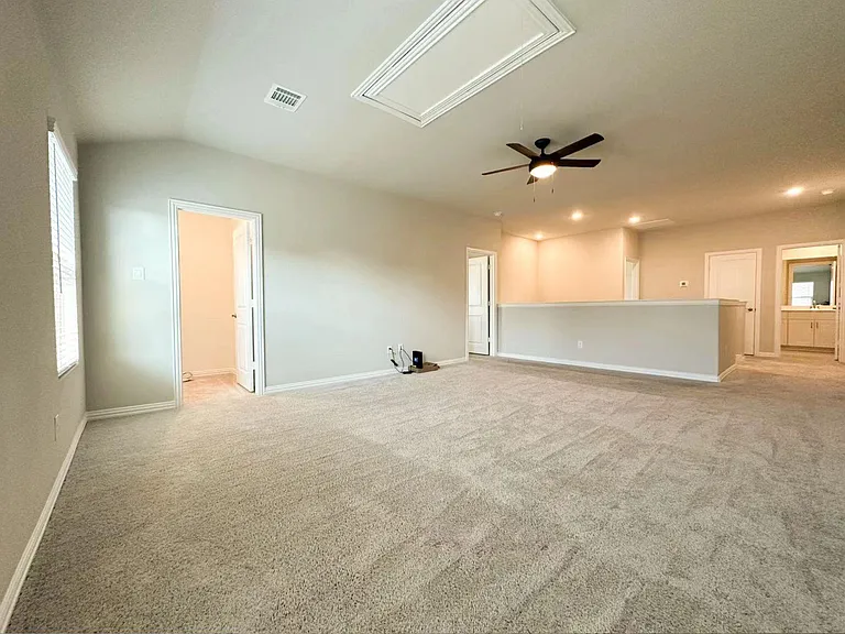 1804 Berry Ridge Trl — Photo 16