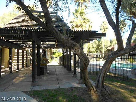 5th image of 1405 Vegas Valley Dr APT 61
