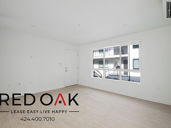 5th image of 847 S Sherbourne Dr APT 1