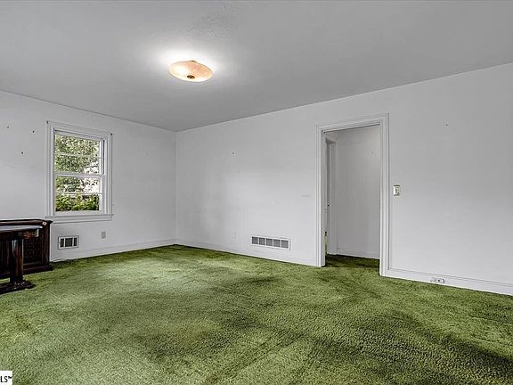 3rd image of 7 Ila Ct