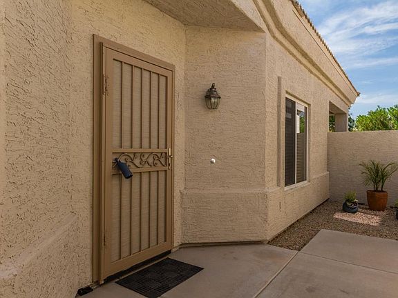 5th image of 16618 E Ashbrook Dr APT A