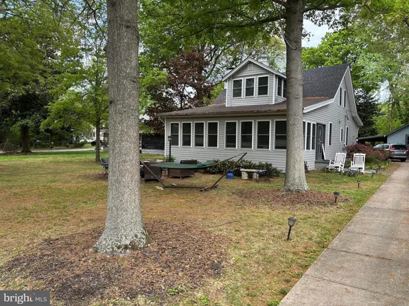 3 Barry Ave, Annapolis, MD 21403