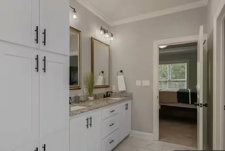 5804 Bluebonnett Dr — Photo 17