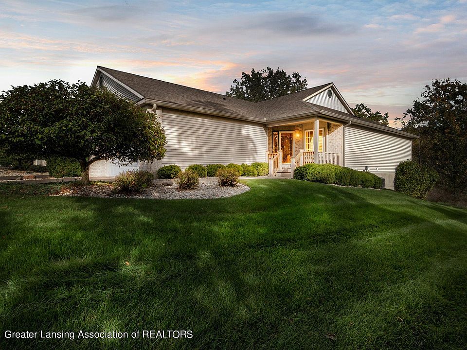 1st image of 1802 Willow Creek Dr #37