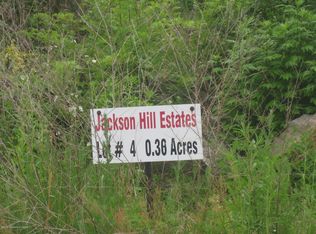 4 Sand Dr, Edwardsville, PA 18704