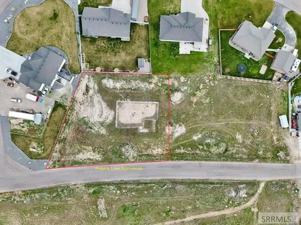 86 N Hillside Dr, Rigby, ID 83442