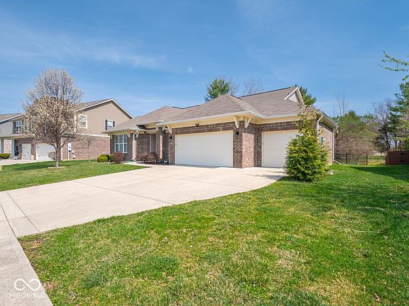 3rd image of 9831 N Port Dr