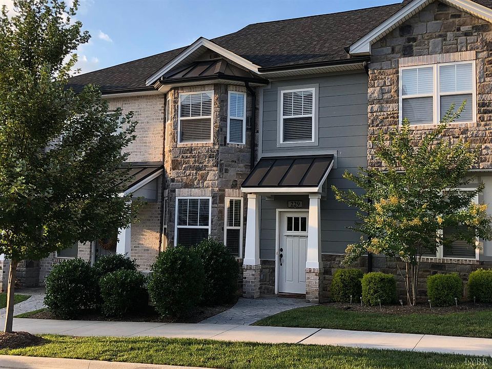 1st image of 229 Capstone Dr