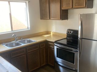 1051 Rocksprings Dr #204, Escondido, CA 92026