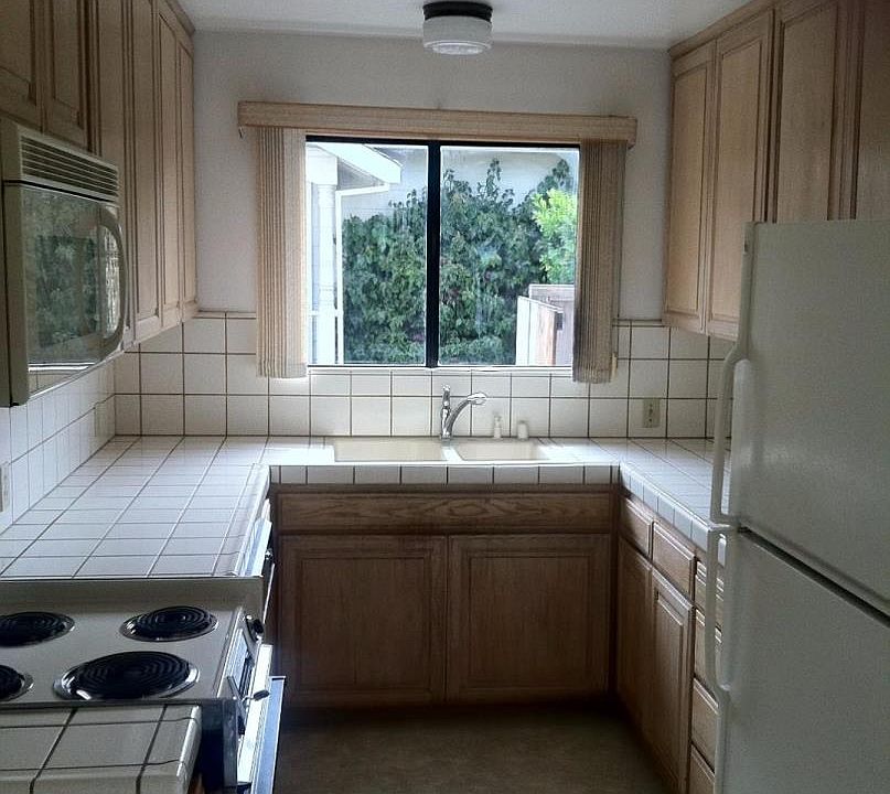 2nd image of 113 Plateau Ave