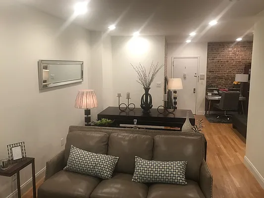 Rented by PMG Real Estate  | media 29