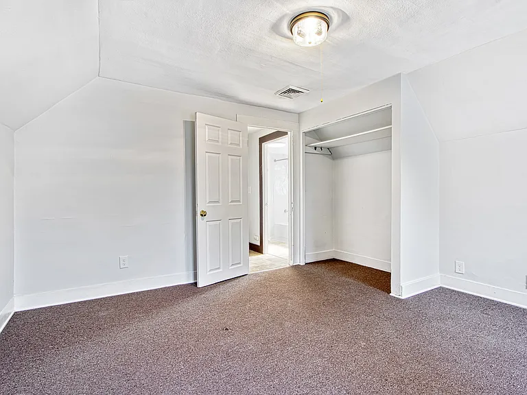 102 Main St #5 — Photo 11