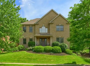 363 Steeplechase Dr, Cranberry Township, PA 16066