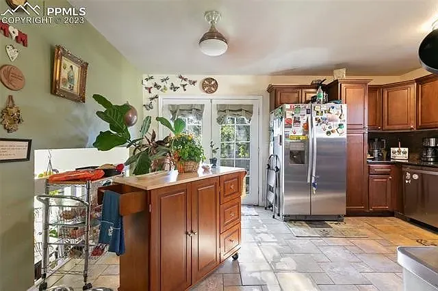 3905 Red Cedar Dr — Photo 8