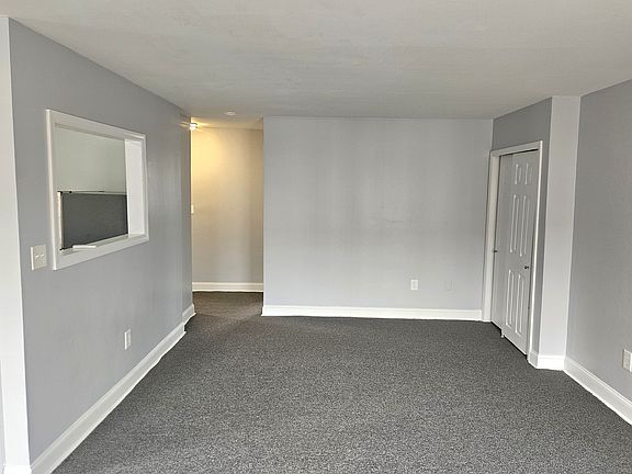 3rd image of 1714 41st St APT C