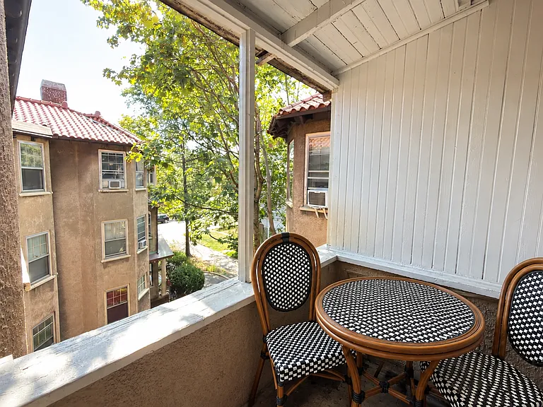 33B Concord Ave #18 — Photo 3