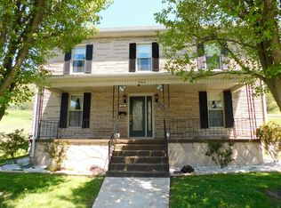 304 Hotel Ave, Tazewell, VA 24651