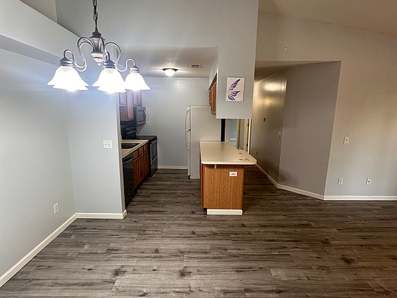 3rd image of 2658 Stadium View Dr Unit 8