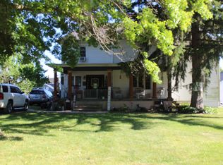 506 E Fulton St, Farmington, IL 61531
