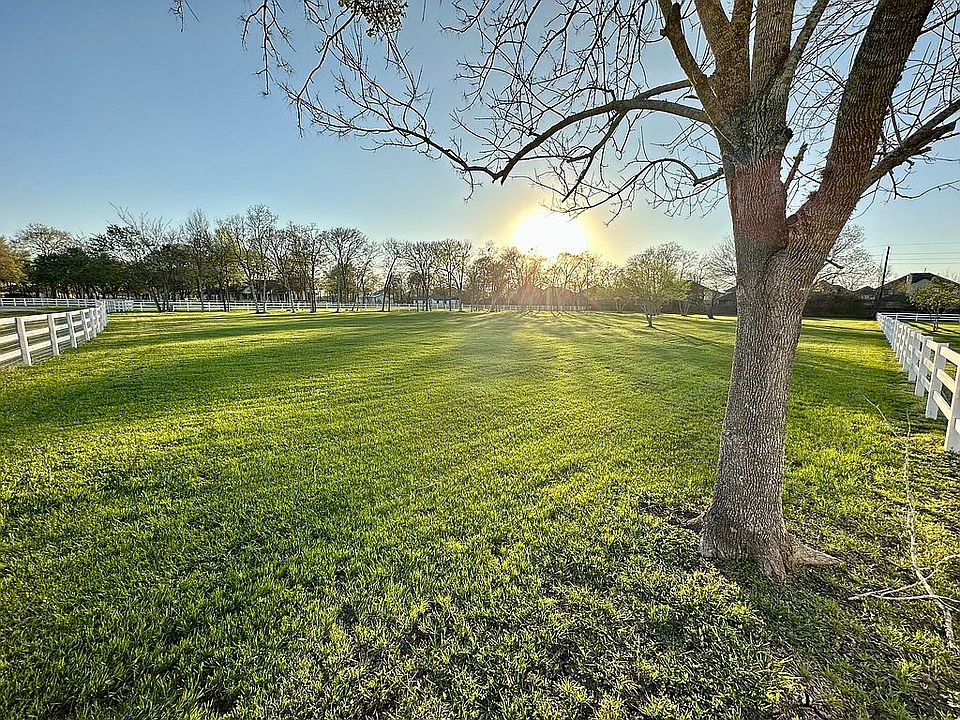 1st image of 7518 Misty Meadow Ct
