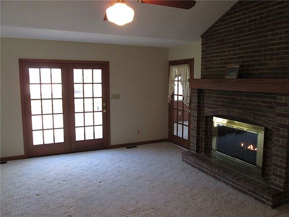 4th image of 5992 E Boulder Dr