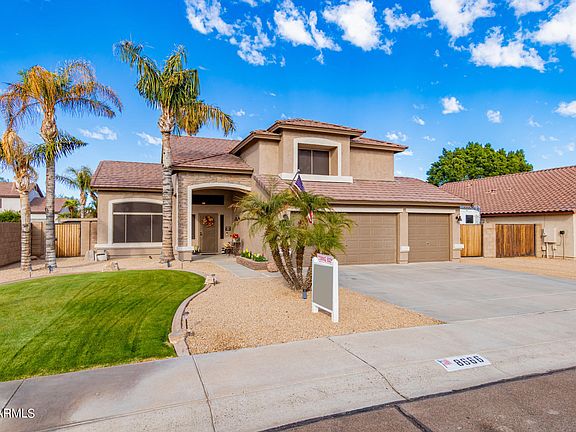 3rd image of 8666 W Deanna Dr