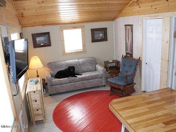 4th image of Cabin 7 Co Hwy #145