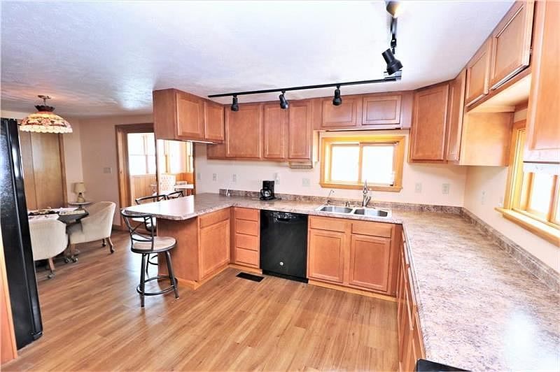 1st image of 24550 Westview Dr