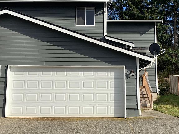2nd image of 7322 163rd St E
