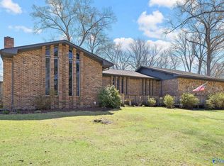 400 Crescent Dr SW, Hartselle, AL 35640