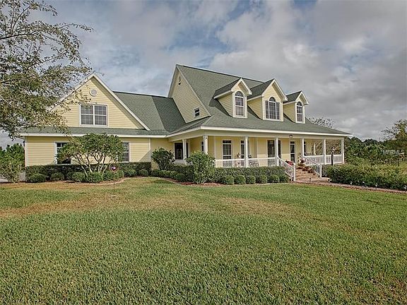 3rd image of 420 Sunnyside Dr
