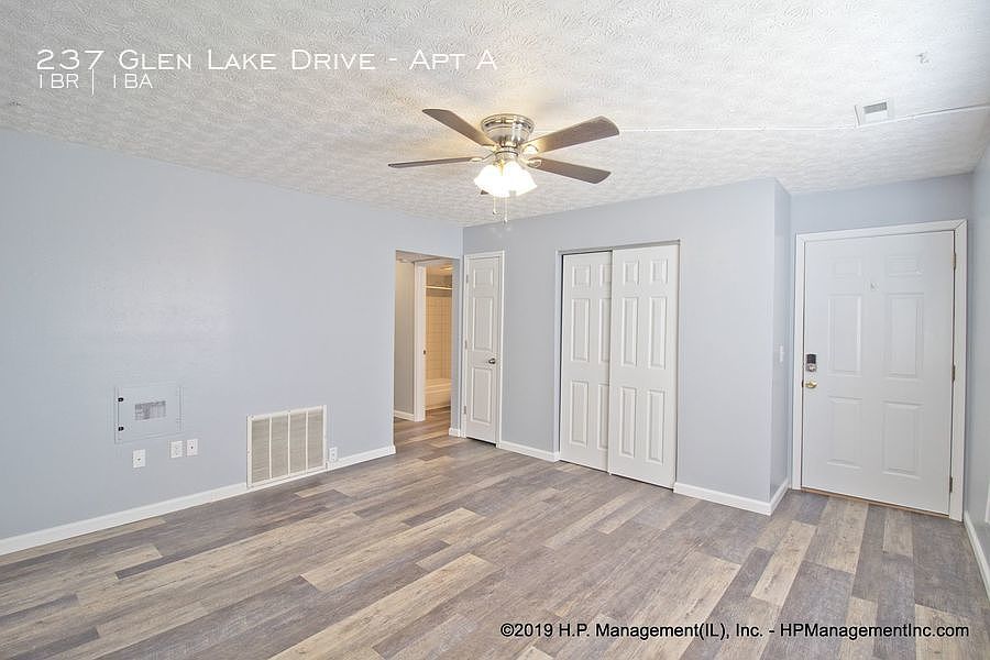 1st image of 237 Glenlake Dr APT A