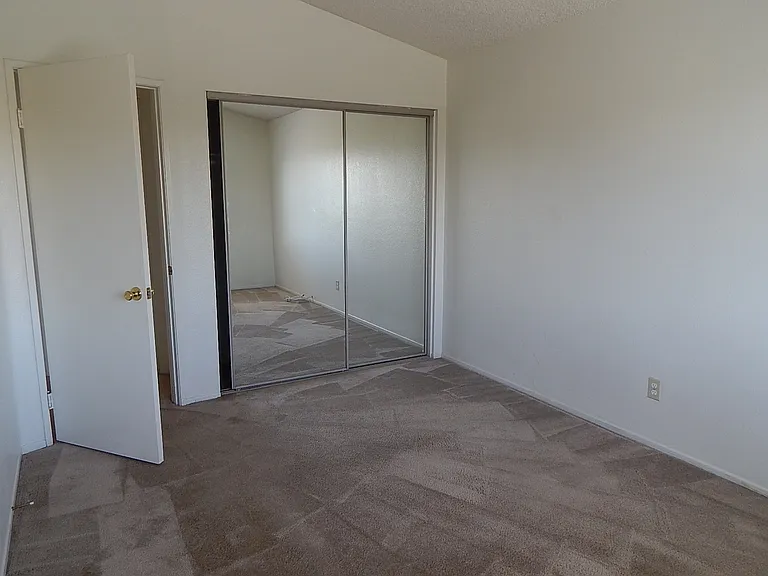 20410 Mesa Oak Dr — Photo 19