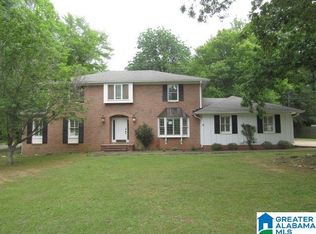 3001 Woodbridge Dr, Anniston, AL 36207