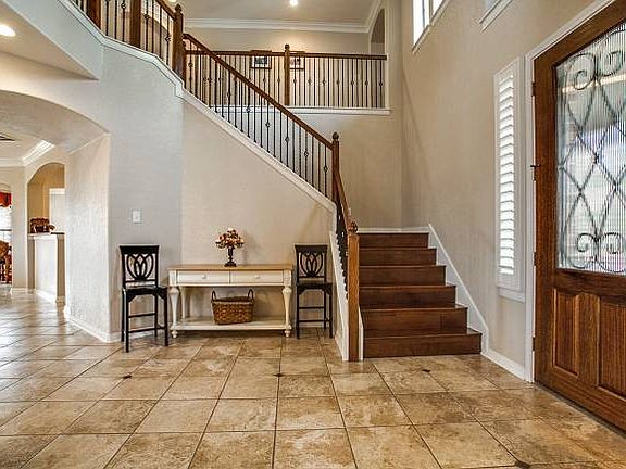 2nd image of 1226 Ashbury Bay