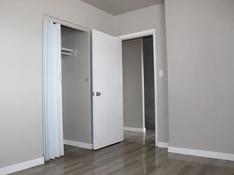 12235 129a St NW — Photo 25