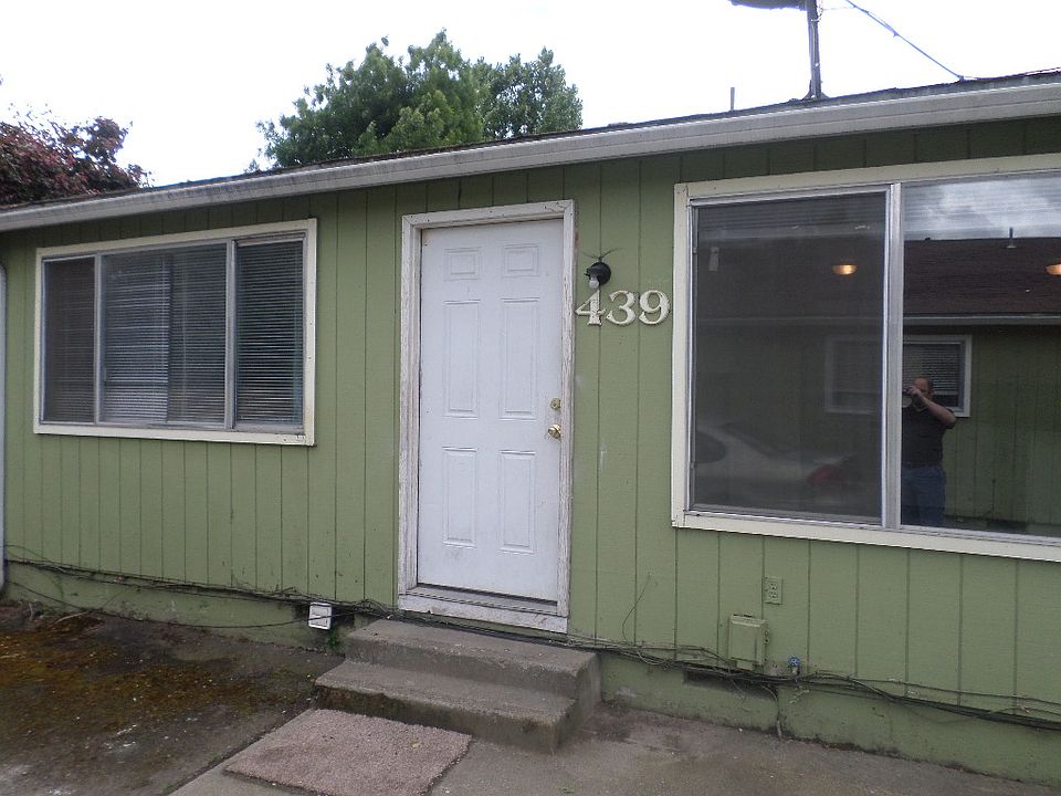 1st image of 443 S Columbus Ave