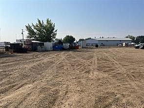 3rd image of 214 Township Road 191 #143040