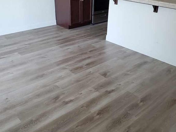 3rd image of 1348 Hartley Dr