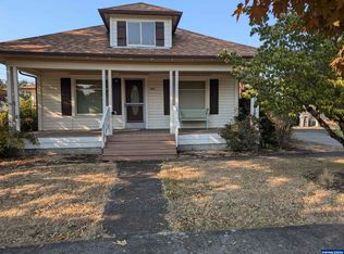 1605 College St, Philomath, OR 97370