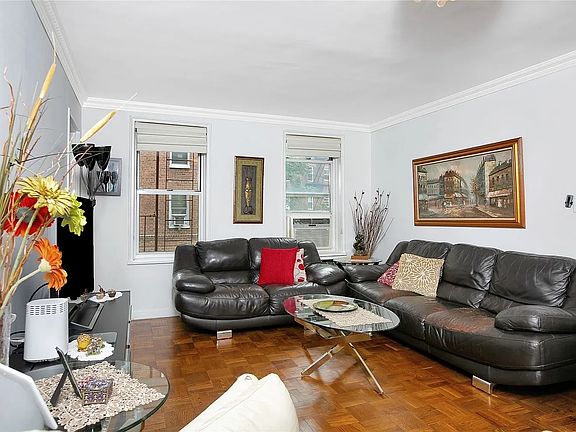 5th image of 72-61 113th St APT 2W