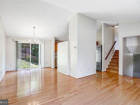 4th image of 1803 E Beech Rd