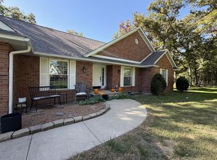 30225 Liberty Park Pl, Macon, MO 63552