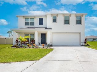 1203 Tahitian Sunrise Dr, Plant City, FL 33565