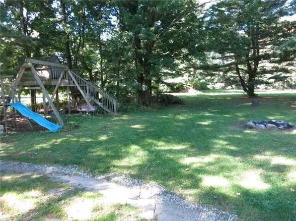 12785 Melody Rd, Grand Ledge, MI 48837