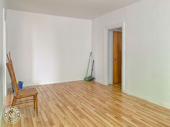 3rd image of 411 Stockholm St #2B